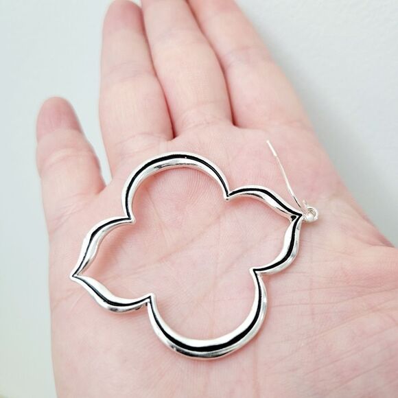 Brand New Versona Silver With Black Earrings - Picture 7 of 9